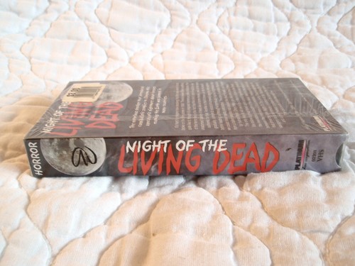 NIGHT OF THE LIVING DEAD VHS NEW SEALED GEORGE ROMERO HORROR CLASSIC 60'S B&W - Picture 7 of 7
