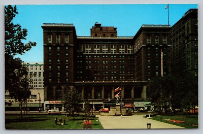 The Neil House Street View Columbus Ohio OH c1960 Vintage Postcard