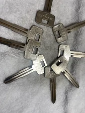 New 8 ilco Key Co X192 B72 Blank Keys  Automobile Made in USA