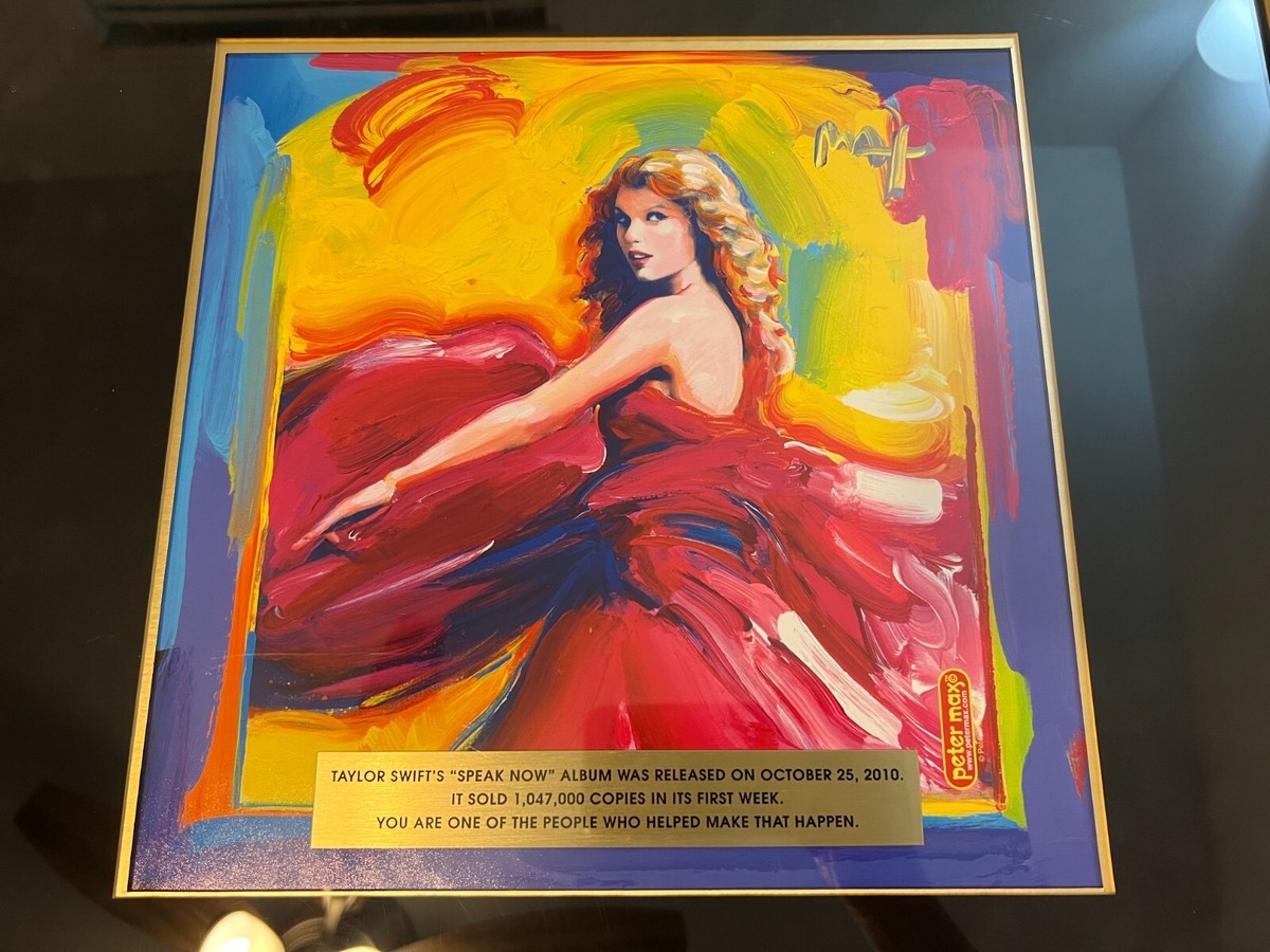 Taylor Swift Signed Autograph 28x32