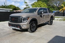 2024 Nissan TITAN PRO-4X Pickup 4D 5 1/2 ft