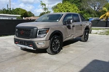 2024 Nissan TITAN PRO-4X Pickup 4D 5 1/2 ft
