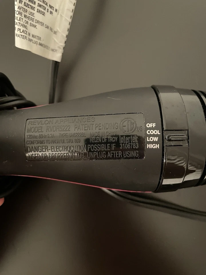 Revlon фен щетка розовый и черный - б/у - Изображение 2 из 2