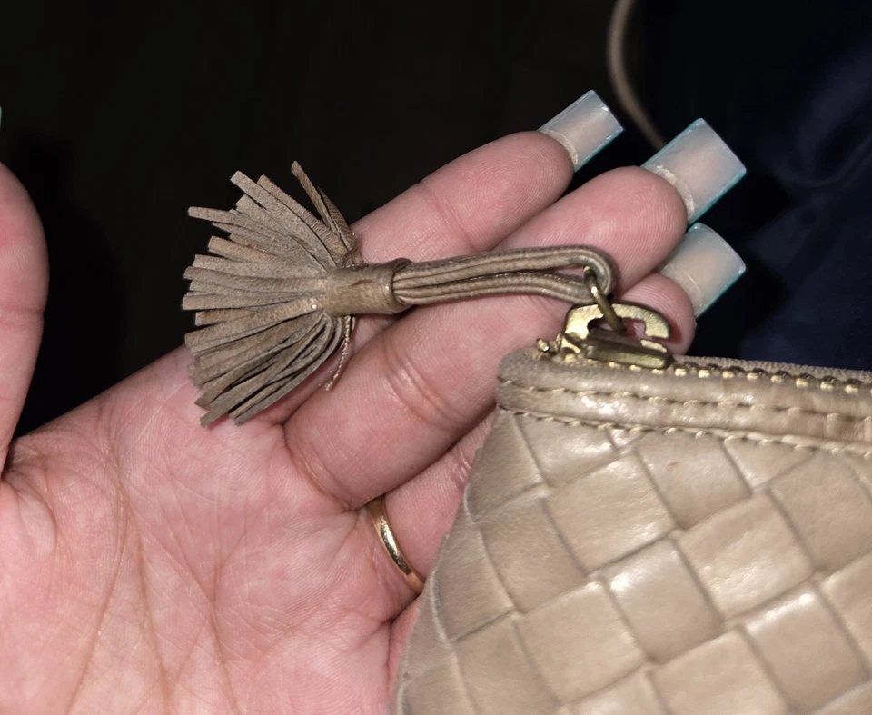 VINTAGE BOTTEGA VENETA INTRECCIATO CROSSBODY SHOULDER BAG - Image 4 of 4