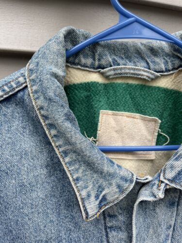 VTG 80’s Levi’s Hudson Bay Stripe Lined Reversible Denim Trucker Jean Jacket - Picture 6 of 12