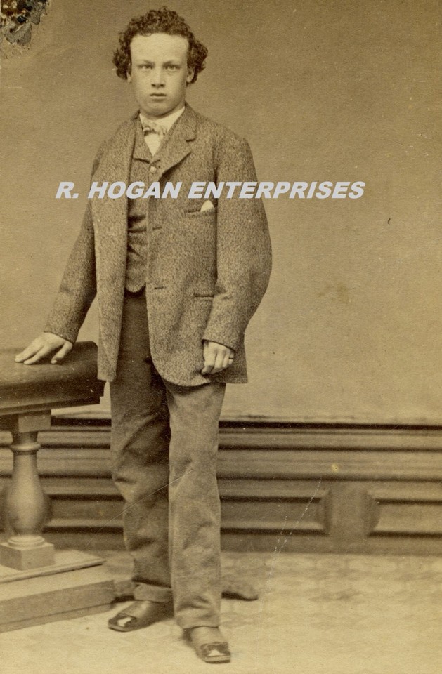 Vintage 1800's YOUNG MAN CURLY HAIR JERSEY CITY NJ NEW JERSEY CDV PHOTO