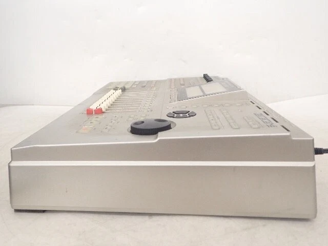 Zoom MRS-1266 цифровой многодорожечный студийный рекордер для записи - Изображение 3 из 4