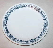 Vintage Corelle Old Town Blue Onion 8-1/2” Salad Plate