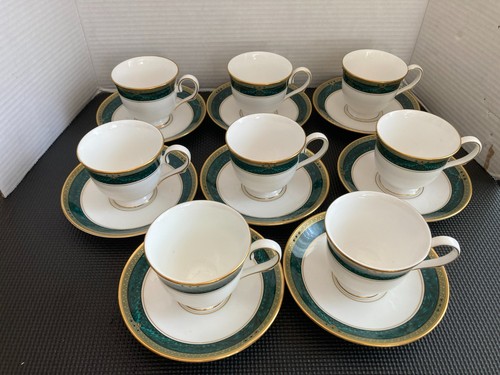 Vintage New Green beaded Lenox Classic Edition Collection 8 Cups and Saucers . - Picture 2 of 8
