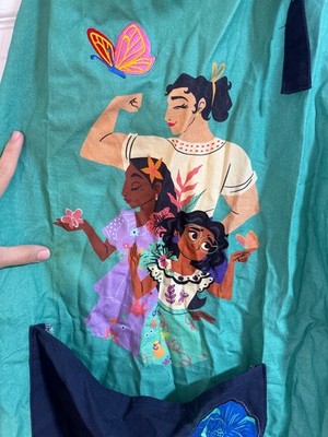 Disney Theme Park Enchanto Themed Beautiful Apron Florida Merchandise NWT
