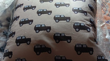 new 2x land rover 18inx18in approx cushion covers with 20x20in approx inserts