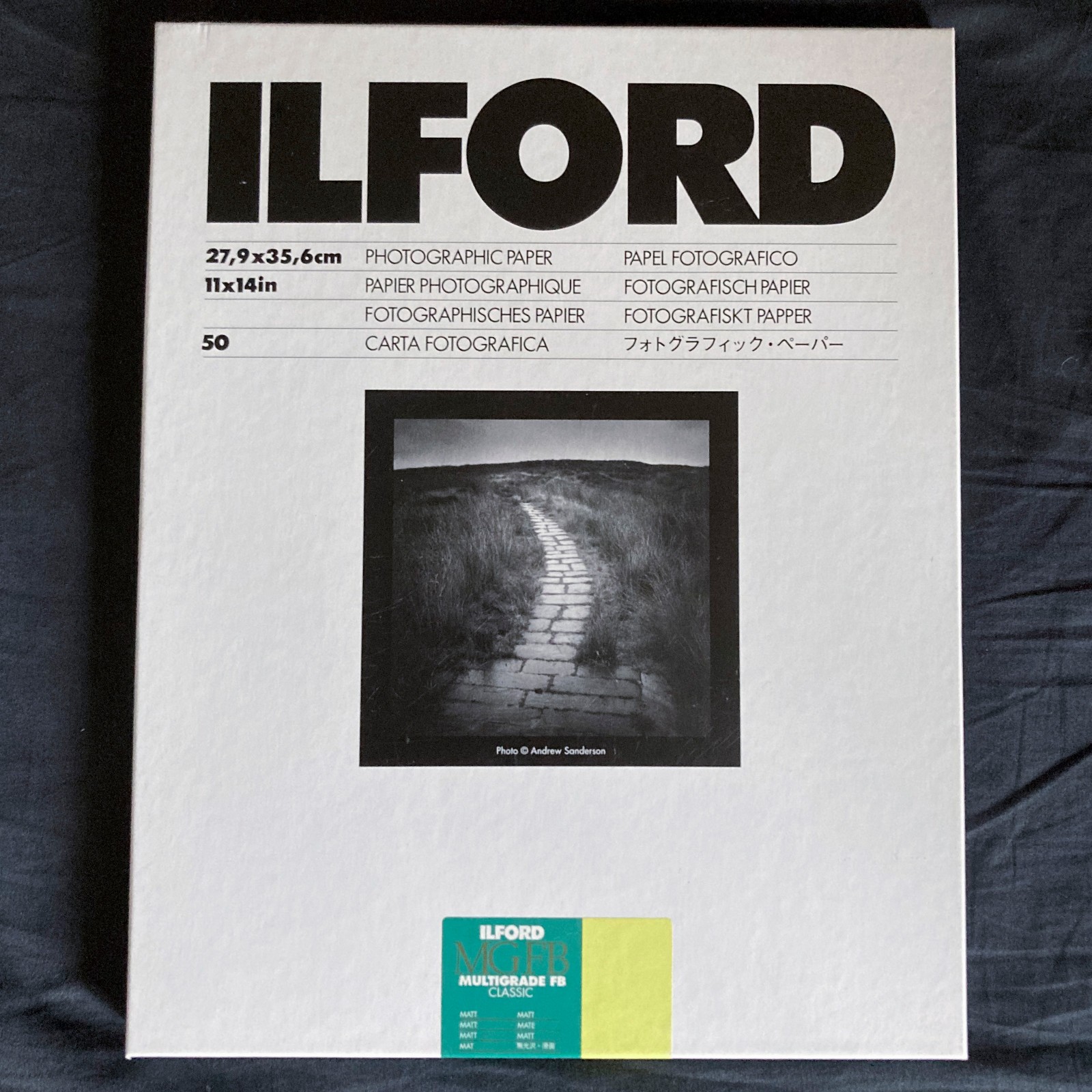 Ilford Multigrade FB Classic papier argentique noir et blanc 11x14 50 feuilles