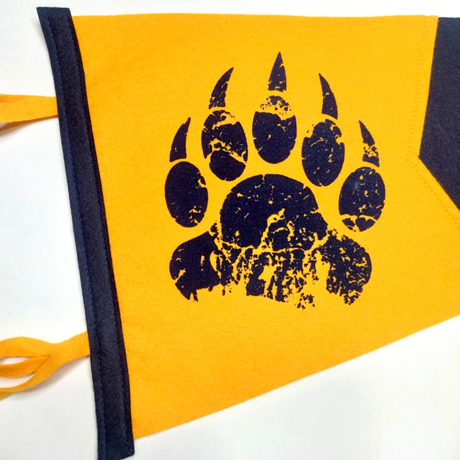UC Berkeley Cal Bears Paw Print Bear Full Size Felt Pennant