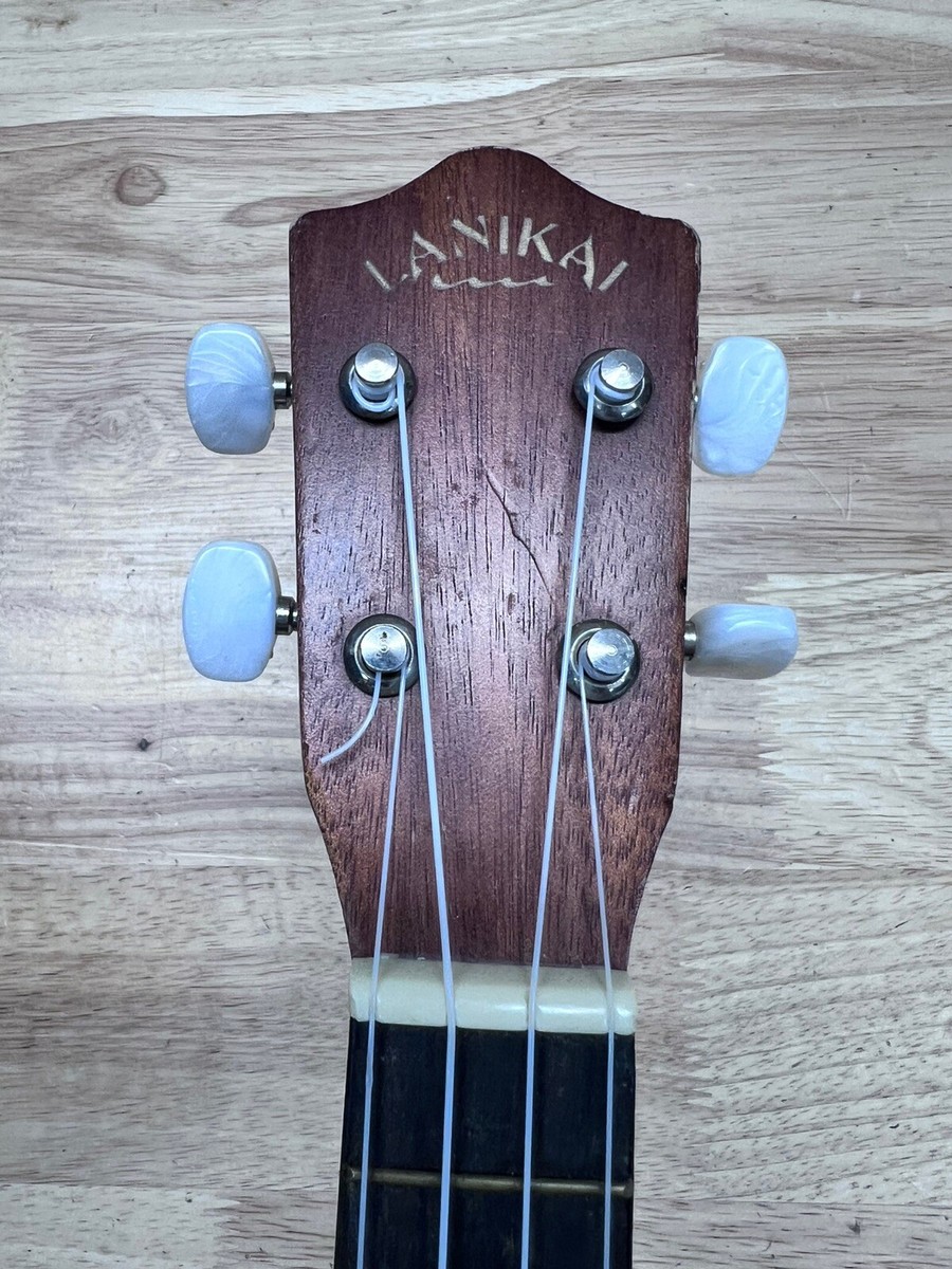 あき　美品【LANIKAI 】LU-11 ソプラノウクレレ Lanikai Hawaii LU-11 Ukuleles Musical Instrument Four