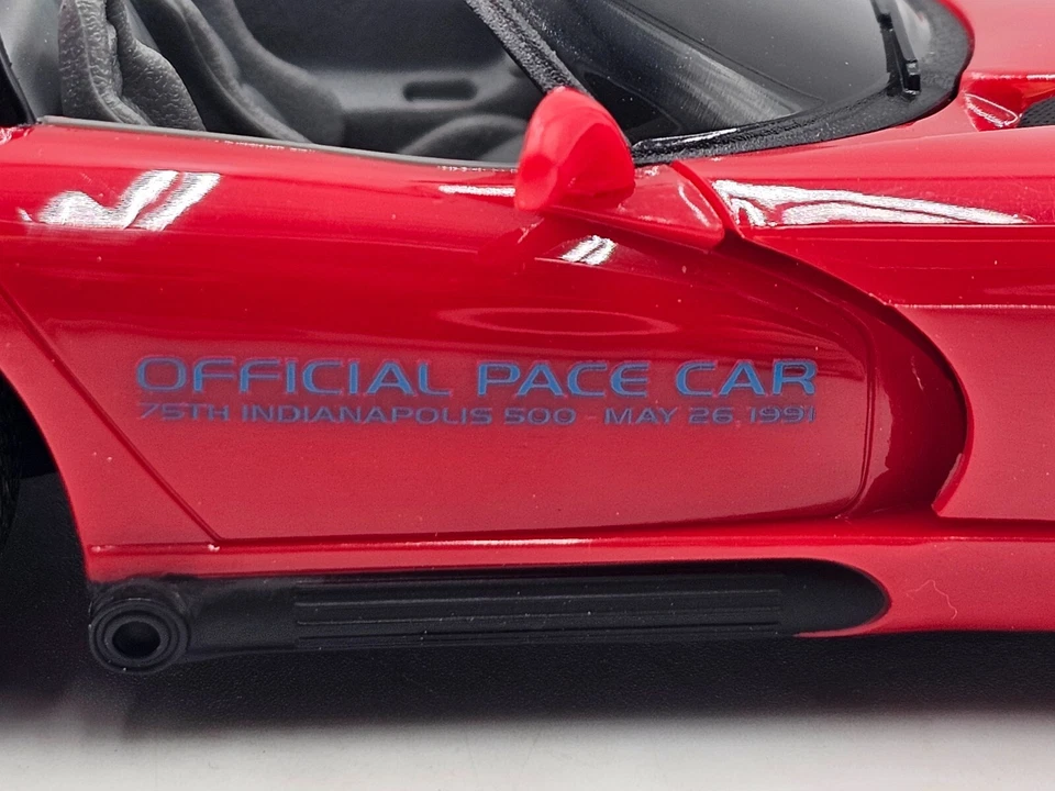 Dodge Viper 1992 rojo Indy 500 coche de ritmo raro de colección concesionario ventas promoción 1/25 AMT ERTL Foto 3 de 4