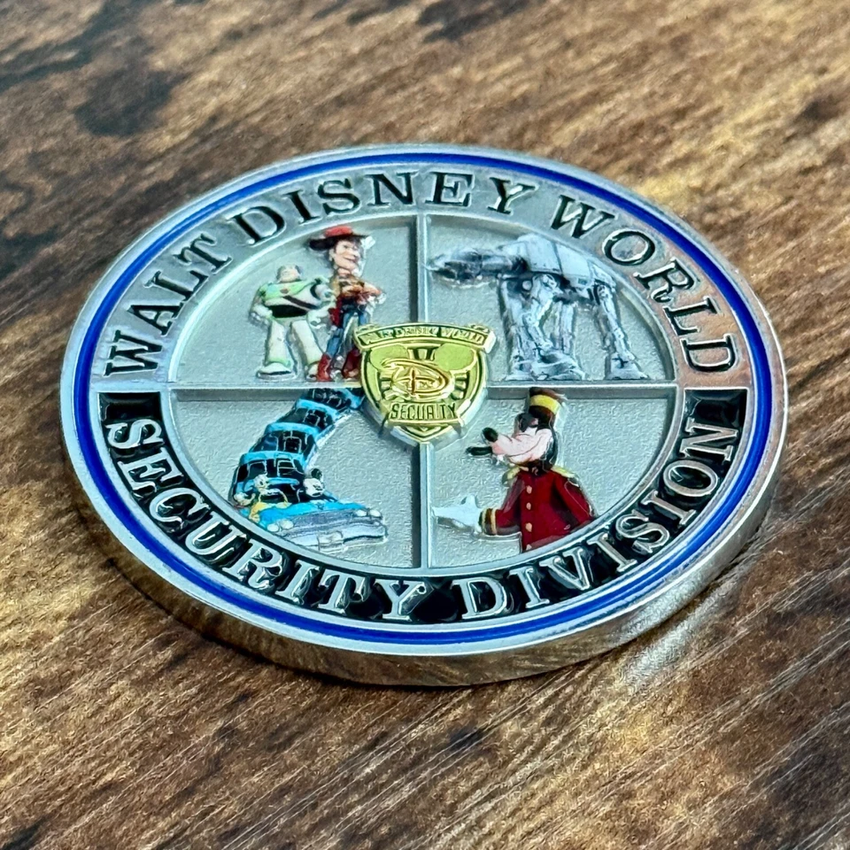 ¡¡NUEVO!! Moneda oficial Walt Disney World Security Hollywood Studios Challenge Foto 4 de 4