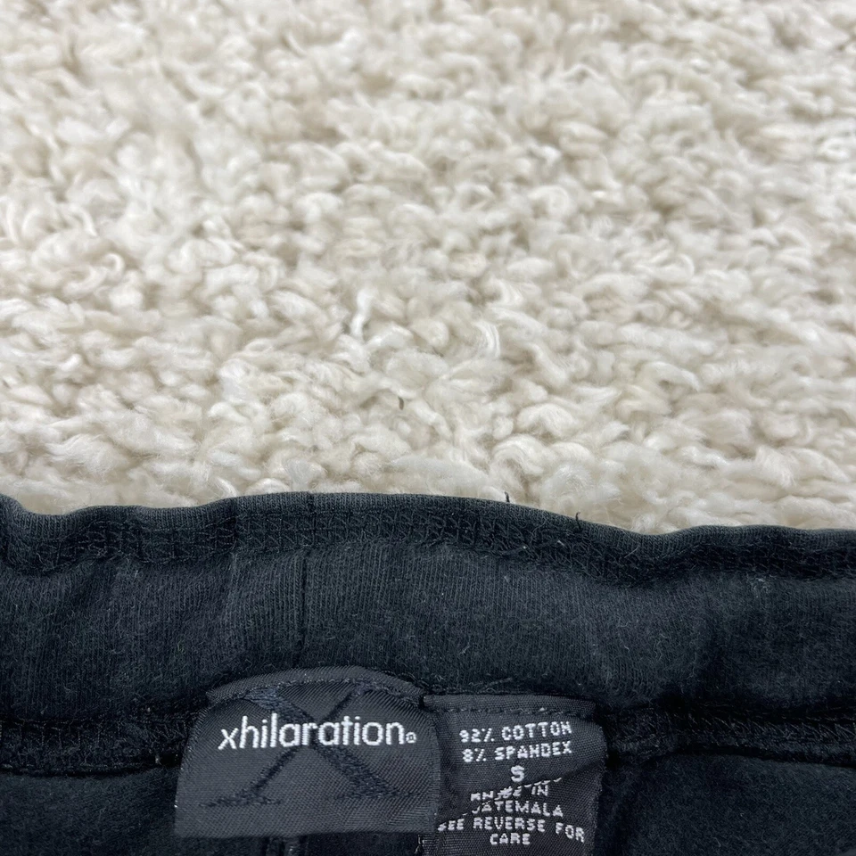 Xhilaration Pequeño Mujer Leggings Ropa Deportiva Recortado Capri Negro Sólido Foto 3 de 4