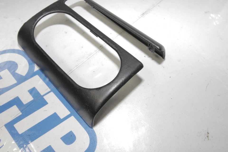 08-13 AUDI R8 4.2L V8 OEM CONSOLA CENTRAL PANEL DE MOLDURA 420863475 CUERO NEGRO 09 Foto 3 de 4