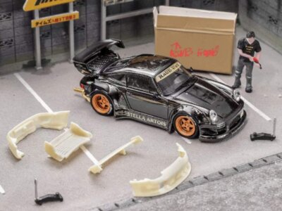 PORSCHE RWB 930 GT Wing - Stella Artois + figure - black