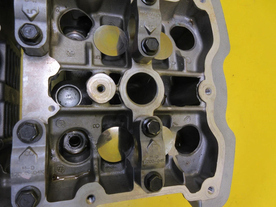 Harley-Davidson V-Rod VROD VRSC 2009 2010 culata trasera y válvulas 17123-08ka Foto 2 de 4