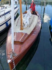 Klassischer 20er Jollenkreuzer (R-Boot) Mahagoni Z20/61 mit Trailer