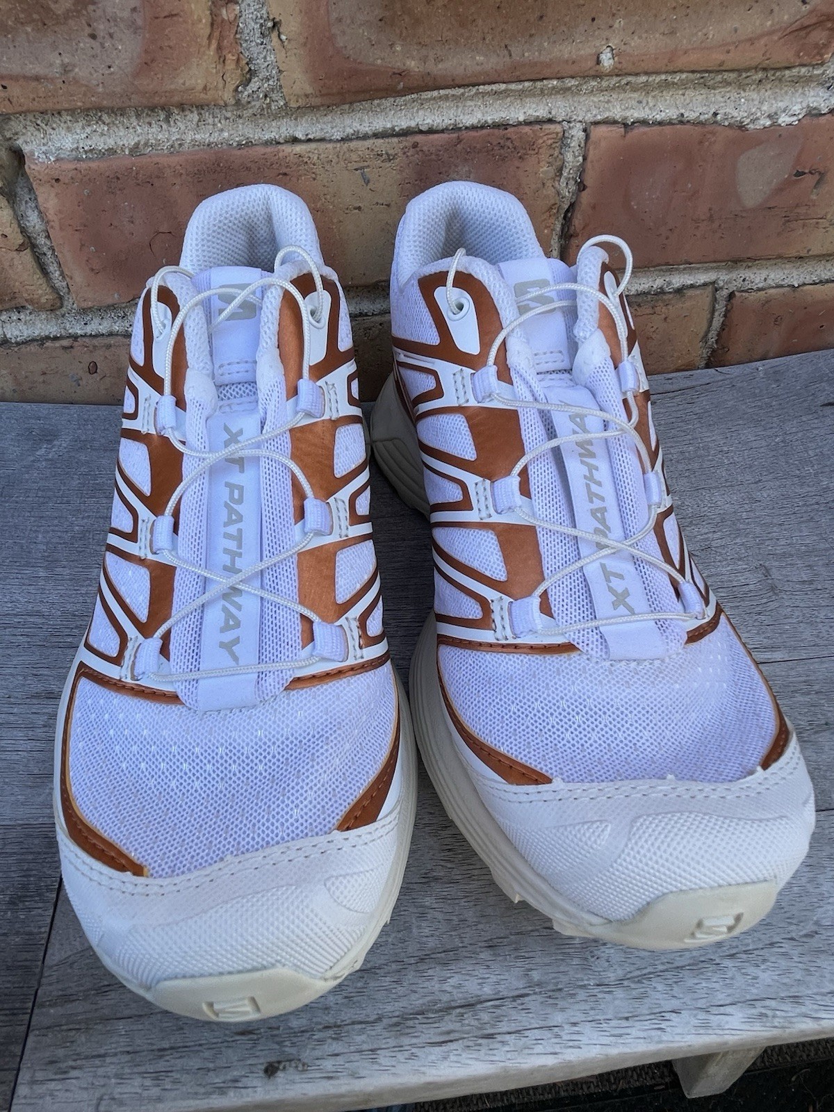 🔥 Salomon • XT Pathway Metallic Hiking Shoes Women’s 5.5 Men’s 4.5 White Copper image 7