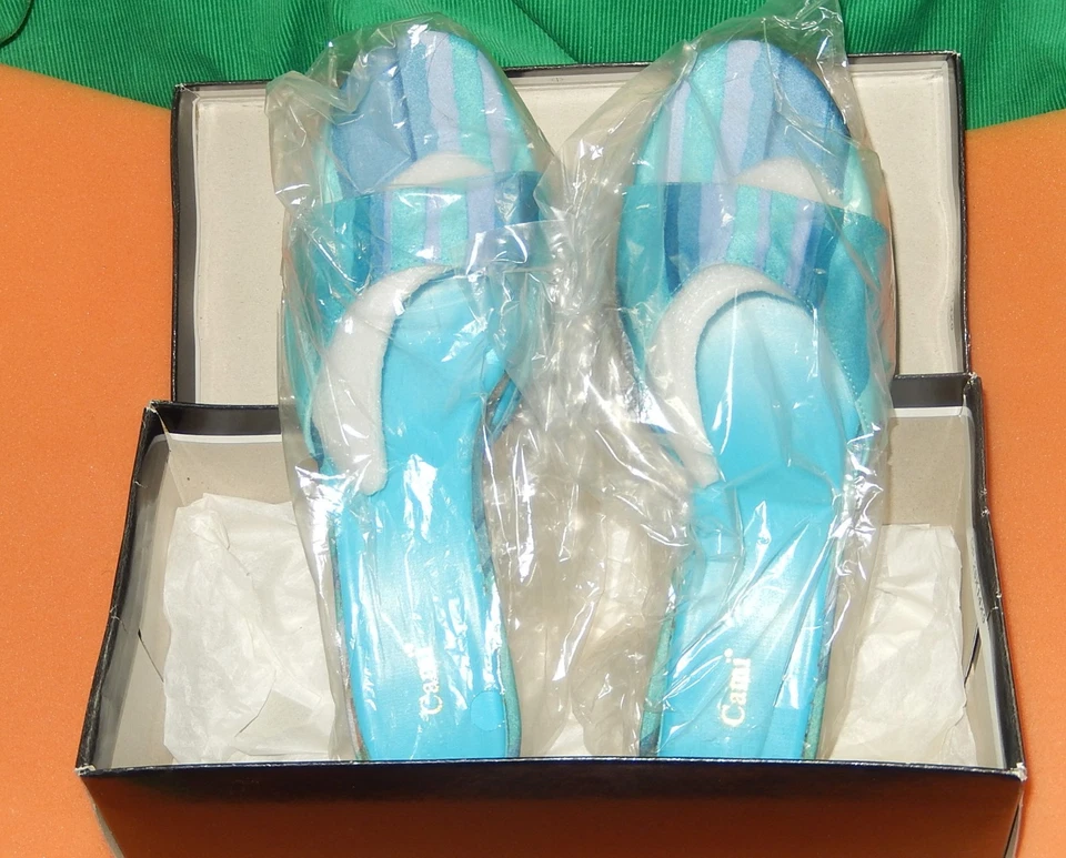 Zapatos Sandalia Cami NYC Punta Abierta Sin Cordones Tela Rayas Azules 2 3/4" Tacón 8M Nuevos en Caja Foto 2 de 4