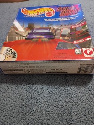 Mattel Media Hot Wheels: Stunt Track Driver PC CD-ROM Racing Game E Package Bent