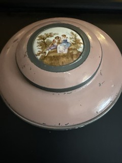 Vintage Powder Puff Trinket Tin Victorian Courting Couple Vanity Box