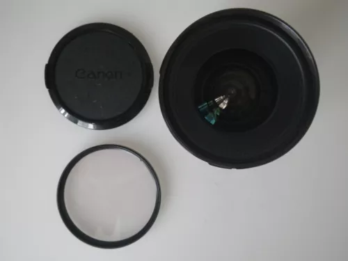 Near Mint Canon New FD 20mm f2.8