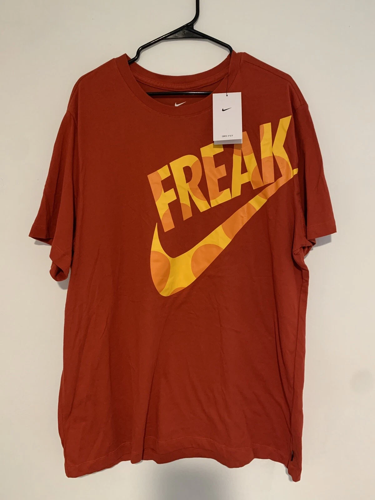 Giannis Antetokounmpo Tee Mens Nike Dri-fit Freak Basketball NWT Medium