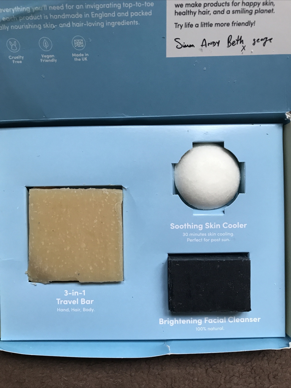 Gruum 3in1 Jet Set & Glow Travel Bar Facial Cleanser Skin Cooler NEW