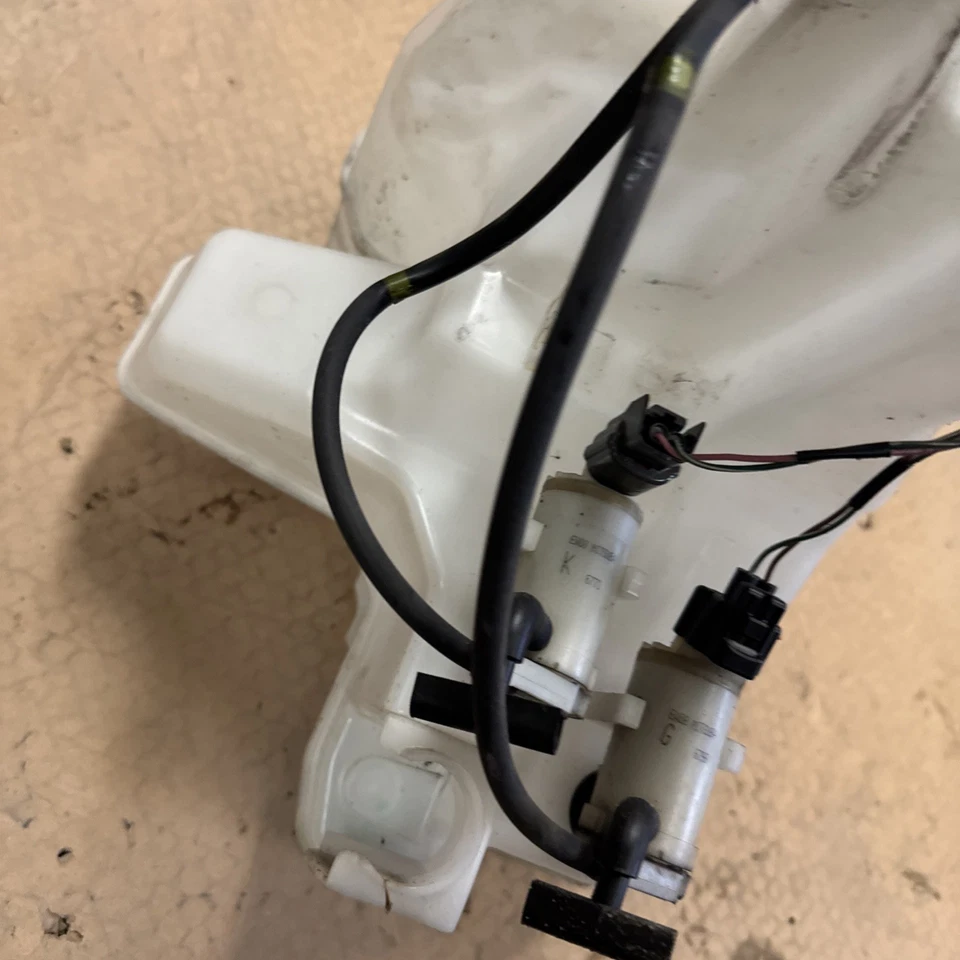 2014 2015 2016 2017 2018 SUBARU FORESTER Washer Bottle Windshield Pump Oem Hose - Image 4 of 4