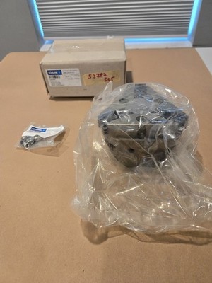 NOS Schunk Universal Centric-Gripper PZN-plus 100-1-IS Made In Germany 0303542