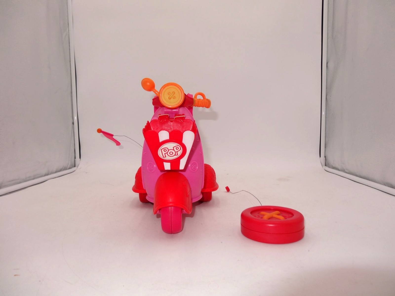 Lalaloopsy Silly Sounds RC Scooter & Remote Pink Orange Tested Popcorn Basket