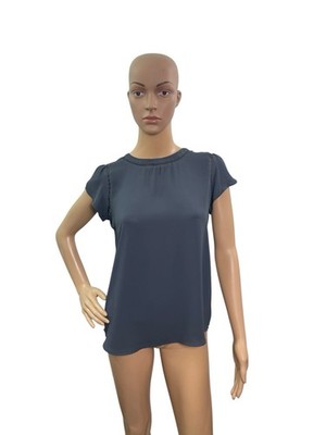 Loft Women s Size XS Short Flutter Sleeve Button At Back  Gray Blouse