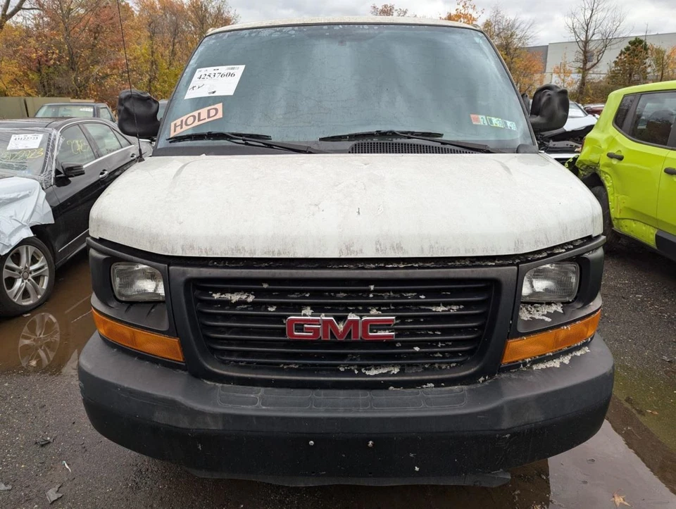 (LOCAL PICKUP ONLY) Front Bumper Painted Fits 03-24 EXPRESS 2500 VAN 794989 - Image 4 of 4