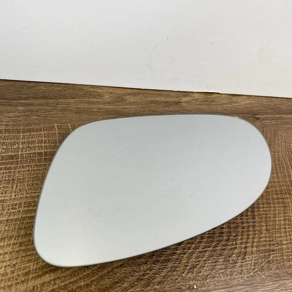 Volkswagen Jetta 2004 espejo retrovisor cristal OEM Foto 4 de 4