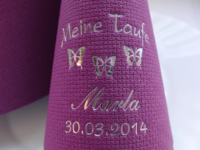 HANDGEFERTIGT ♥ 50 individuell mit Namen vom Kind bedruckte Eleg.-Kaffee-Servietten zur TAUFE