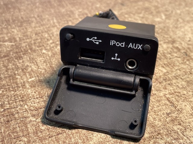 Usb empty kia ceed