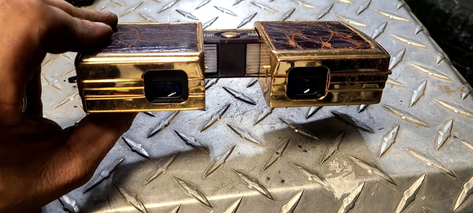 Very Rare Gold Antique Opera Binoculars With Skin - Image 3 of 4