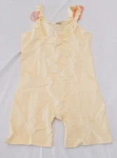 Shapermint Women's Essentials Open Bust Shaper Short