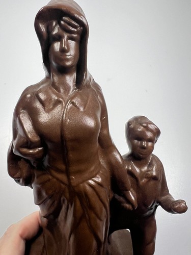 Ceramic Pioneer Woman Statue Ponca City Oklahoma Mother & Child Signed 8.5" Tall - Picture 6 of 9