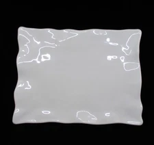 Q SQUARED RUFFLE MELAMINE RECTANGULAR PLATTER - 17" x 13"   1108D