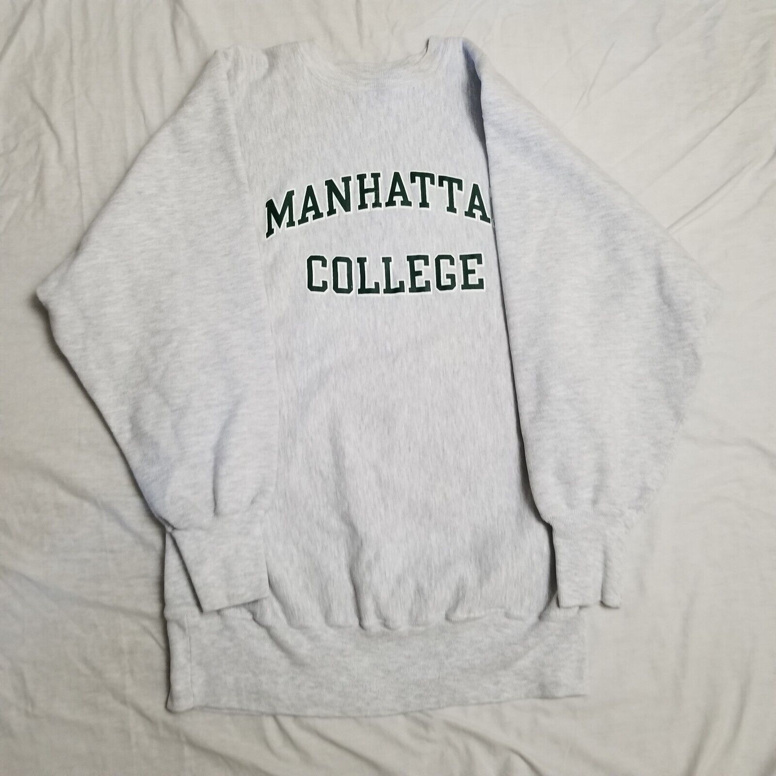 VTG 90s Champion Reverse Weave Manhattan College Sweatshirt Gray