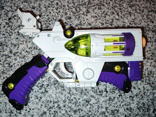 Figura de acción Transformers Classics Megatron 2006. Hasbro. Brazo y cañón faltantes - Imagen 12 de 19