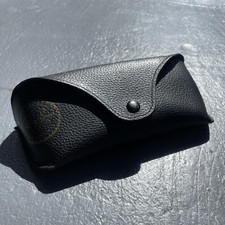 Ray-Ban Wayfarer Sunglasses Black Plastic Frame Tinted Lenses w/ Case