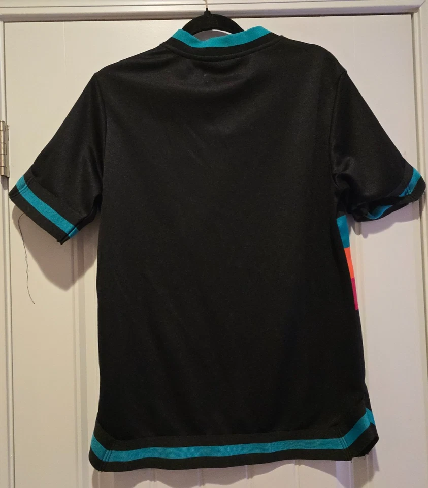 Black Pyramid Shirt Mens Jersey Polo Small Geometric Spellout Soccer Chris Brown - Image 3 of 3