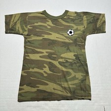 Vintage Plymouth Camo T Shirt Mens M Tree Camouflage Hunting USA Made New York