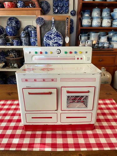 Vintage WOLVERINE Childs Play Kitchen Stove Oven Tin  Litho  Toy